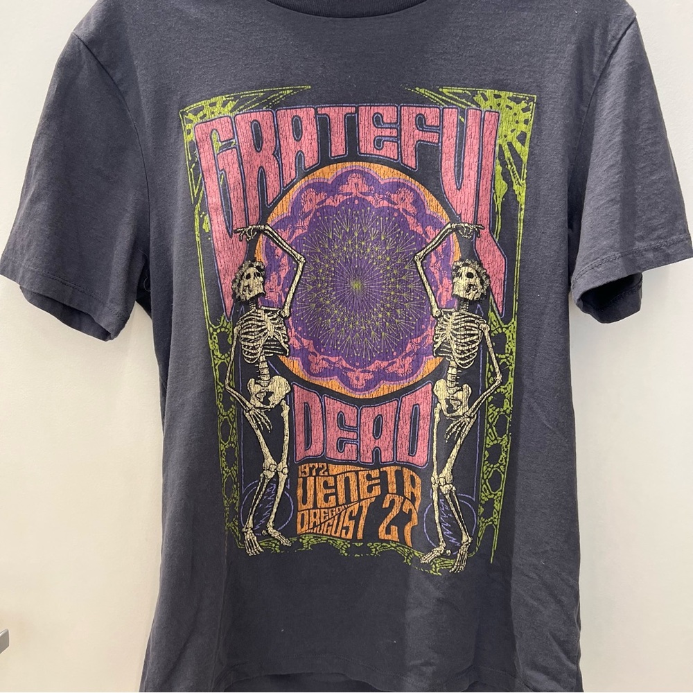 ✨GAP Grateful Dead Graphic T-Shirt